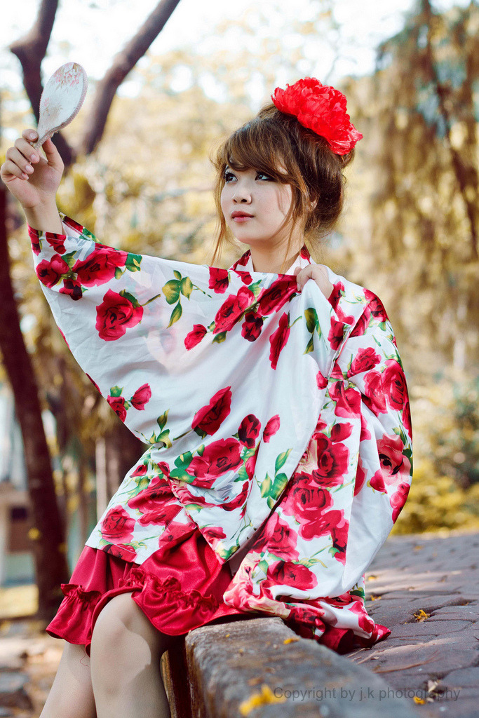 年轻的妈妈12